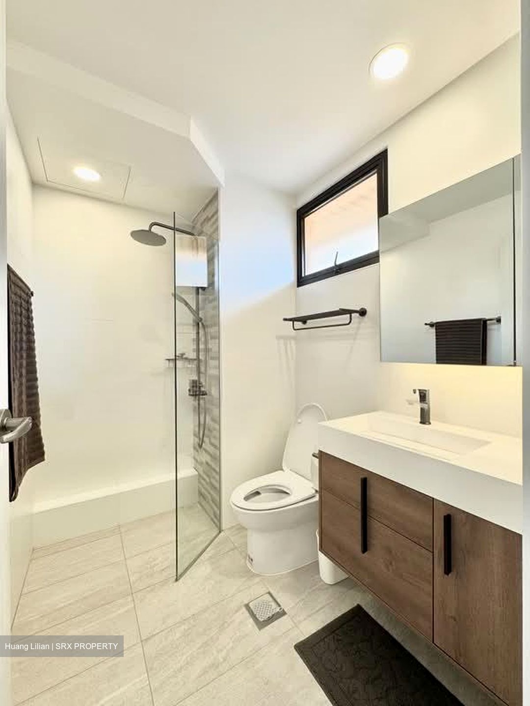 Yong An Park (D9), Condominium #580044101